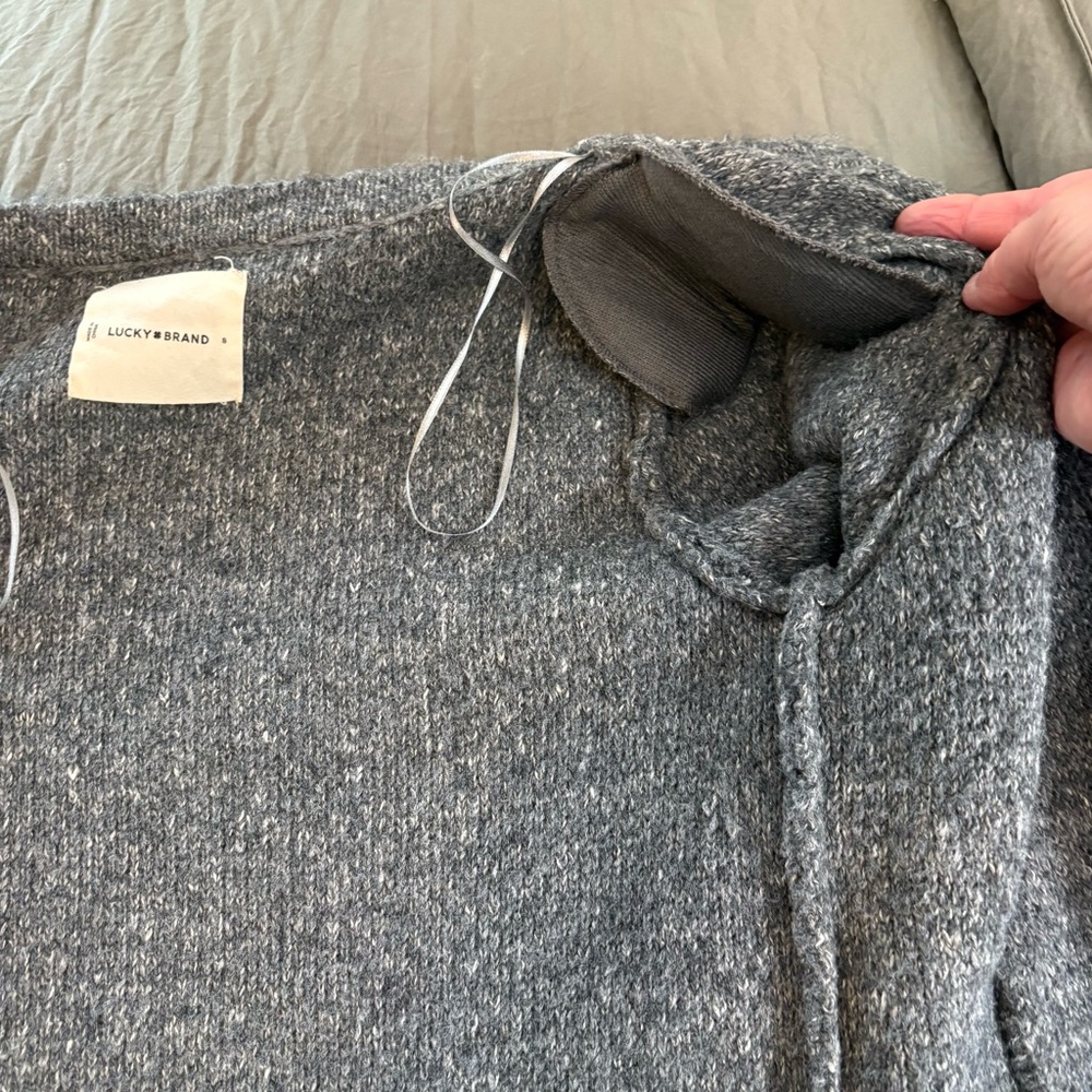 Lucky Brand Gray Boucle Sweater Lady Jacket. Size Small. - Picture 14 of 16